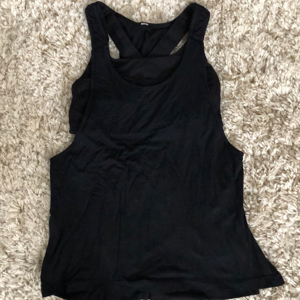 Lululemon tank
